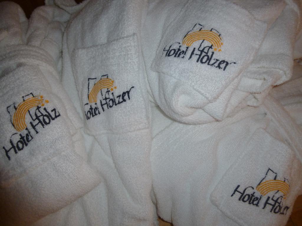 Hotel Holzer Sexten Exterior photo